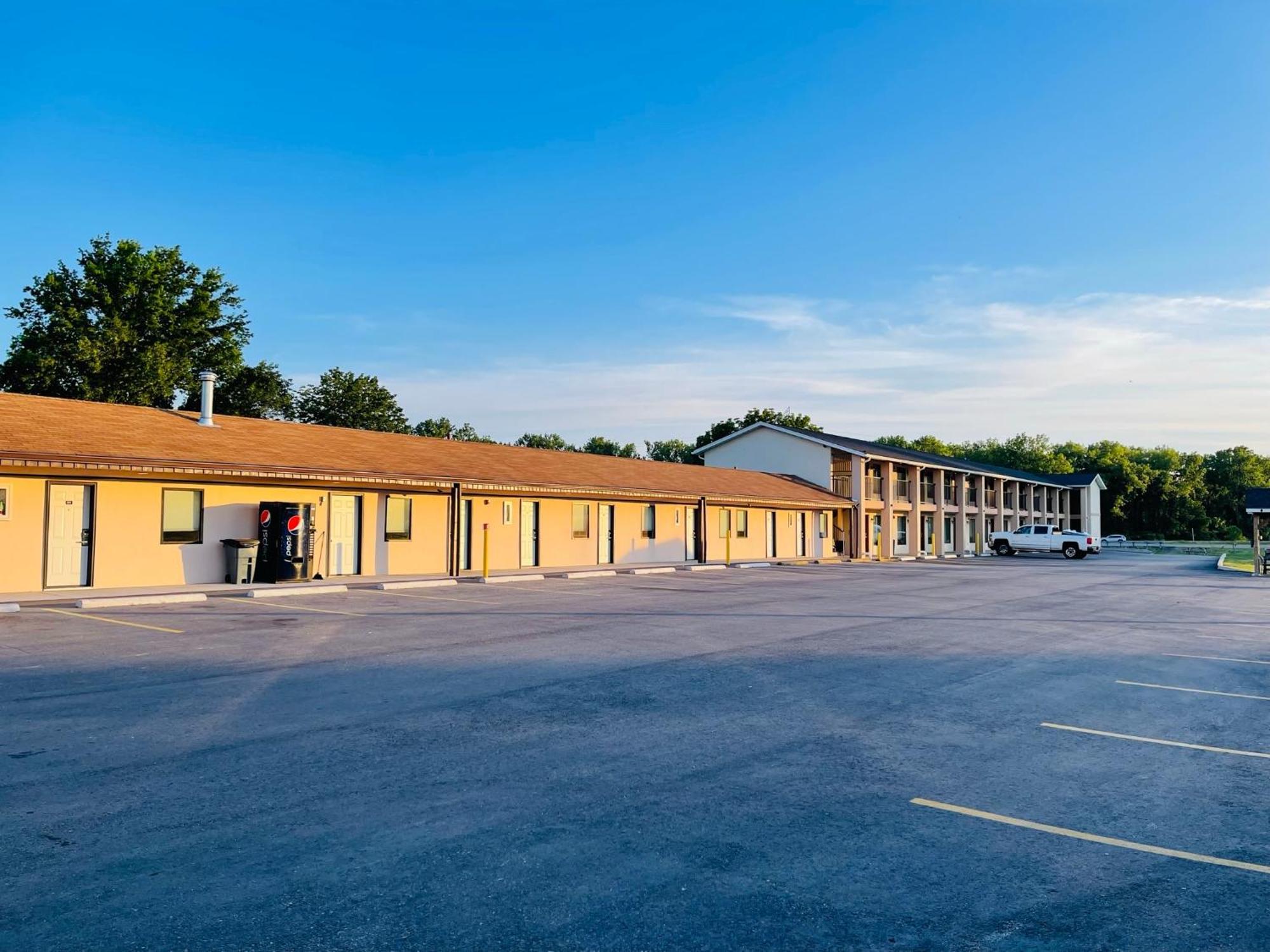 Bel Air Motel Wood River Bagian luar foto